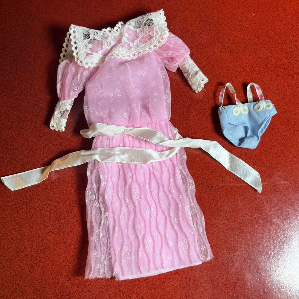 Barbie multi Dolls-accessories